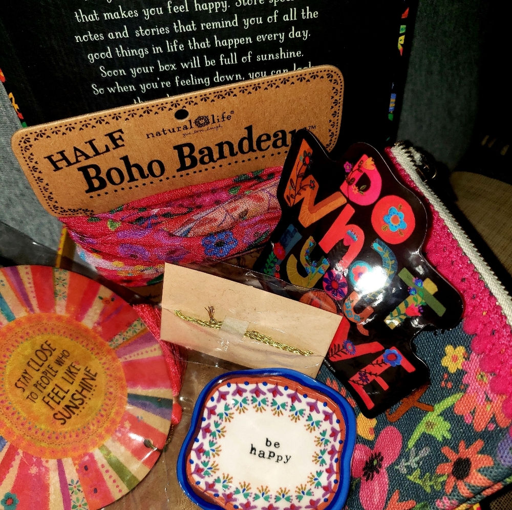 NATURAL LIFE Boho Bandeau and Inspirational Happy Box Set NIB RESERVED - Picture 2 of 12